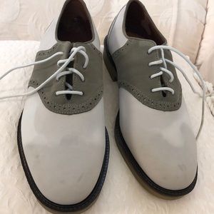 G. H. BASS & CO. Men’s Buck Skin Saddle Shoes